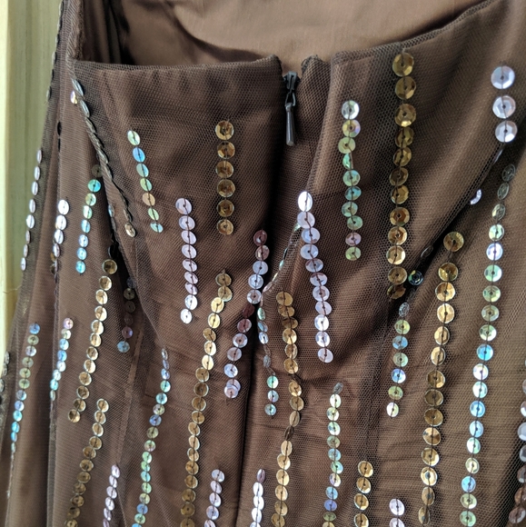 Niki Livas Formal Evening Dress - Picture 5 of 5